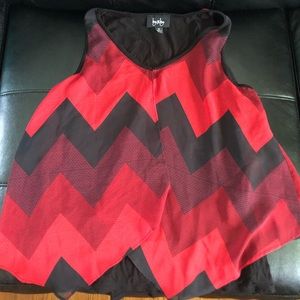Split black/red shirt size M